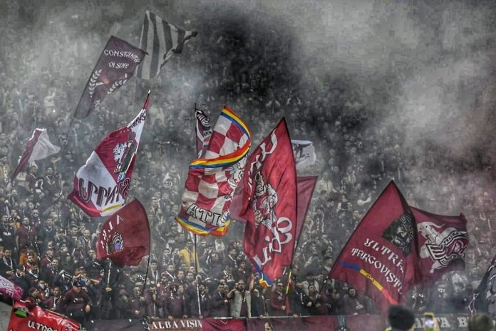 Galeria Rapidului la meciul cu FC FCSB Galeria Rapidului la meciul cu FC FCSB